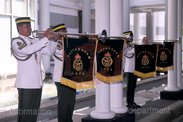 INFODEPT08_001