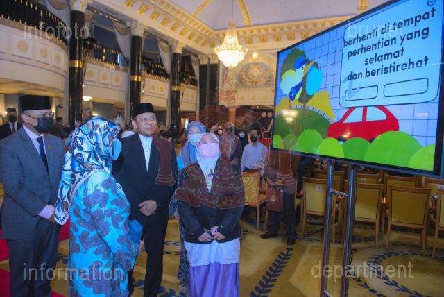 INFODEPT02-0012