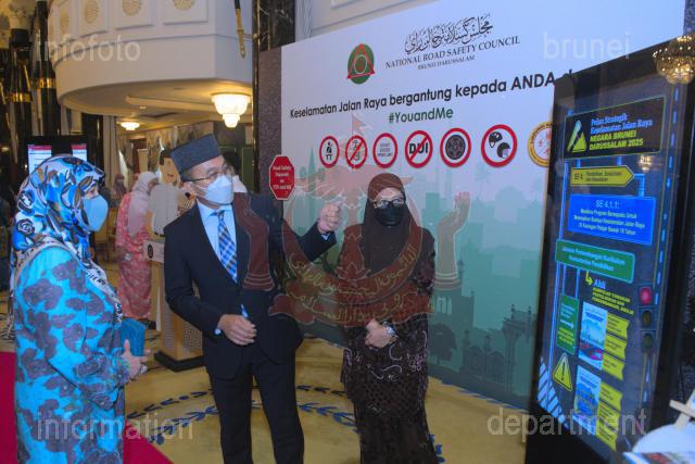 INFODEPT02-0015
