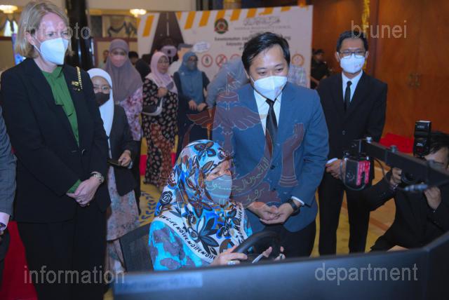 INFODEPT02-0020