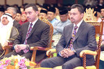 130912_DYTM DPMM BERANGKAT KE FORUM PERDANA MAJLIS ILMU 2012