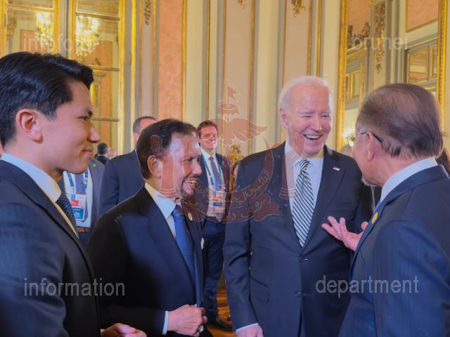 YB Dato Seri Setia Awang Haji Erywan 01
