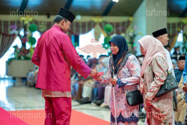 AZMI-190325-00033