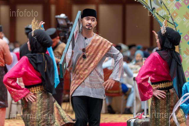 AZMI-120425-00038