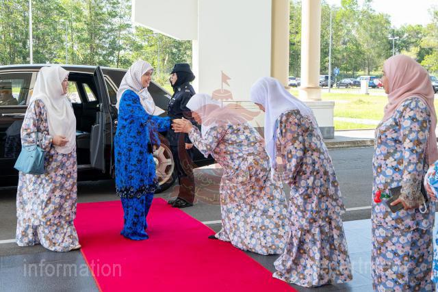 AZMAH02