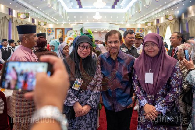AZMI-300825-00062