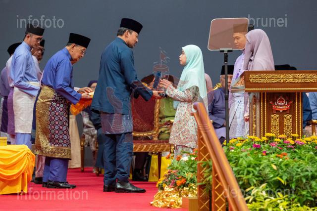070326-AZMI-00021