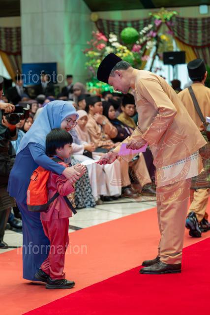 090326-AZMI-00020