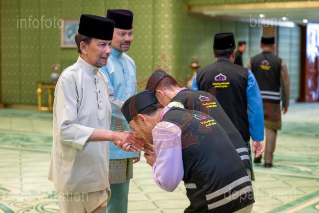 160426-AZMI-00007