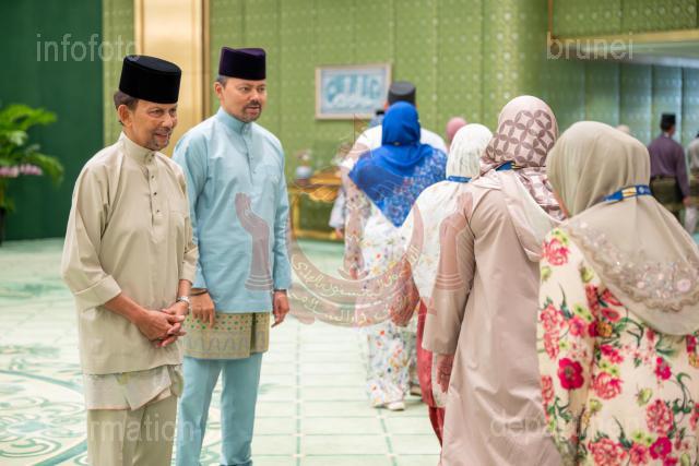 160426-AZMI-00015