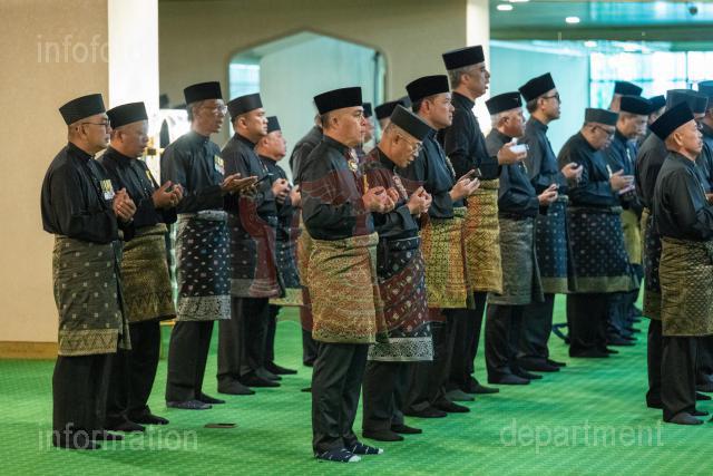 210426-AZMI-00042