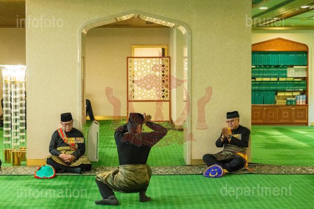 210426-AZMI-00053