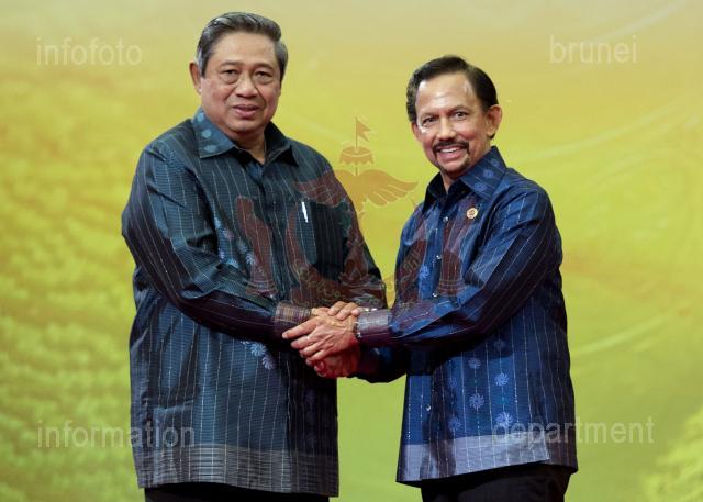 AMPUAN_09
