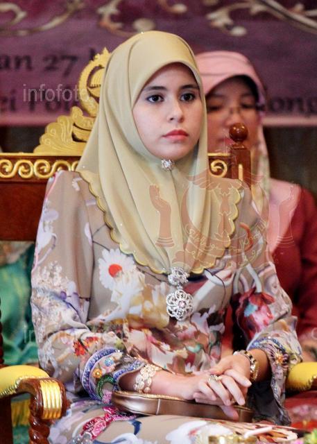 AZMAH_13