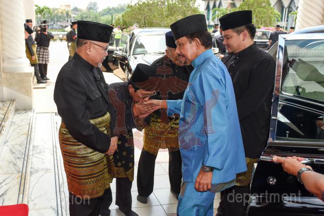AZMI_ (4)