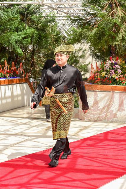 AZMI3