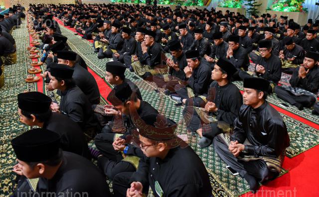 AZMI_ (20)