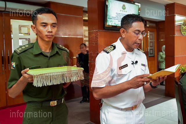 INFODEPT003_020