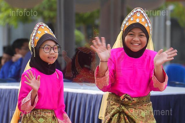 INFODEPT03_002