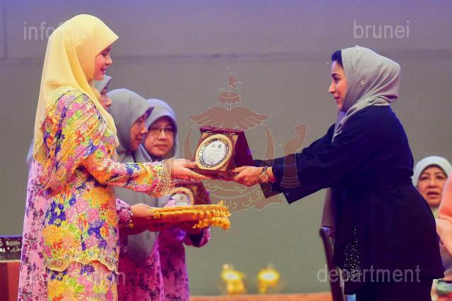 INFODEPT03_016